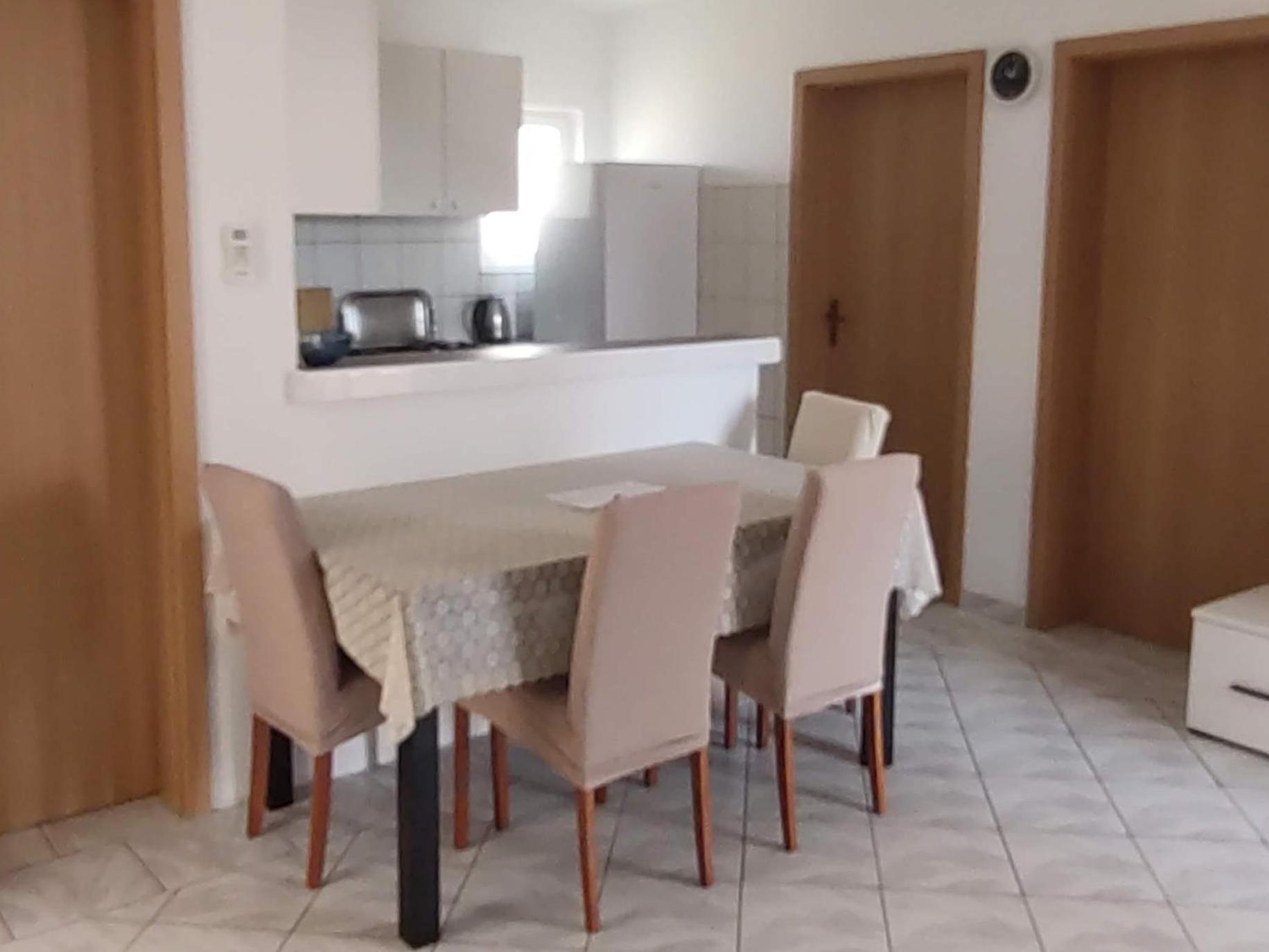 Apartmani Lun Vir Exteriör bild