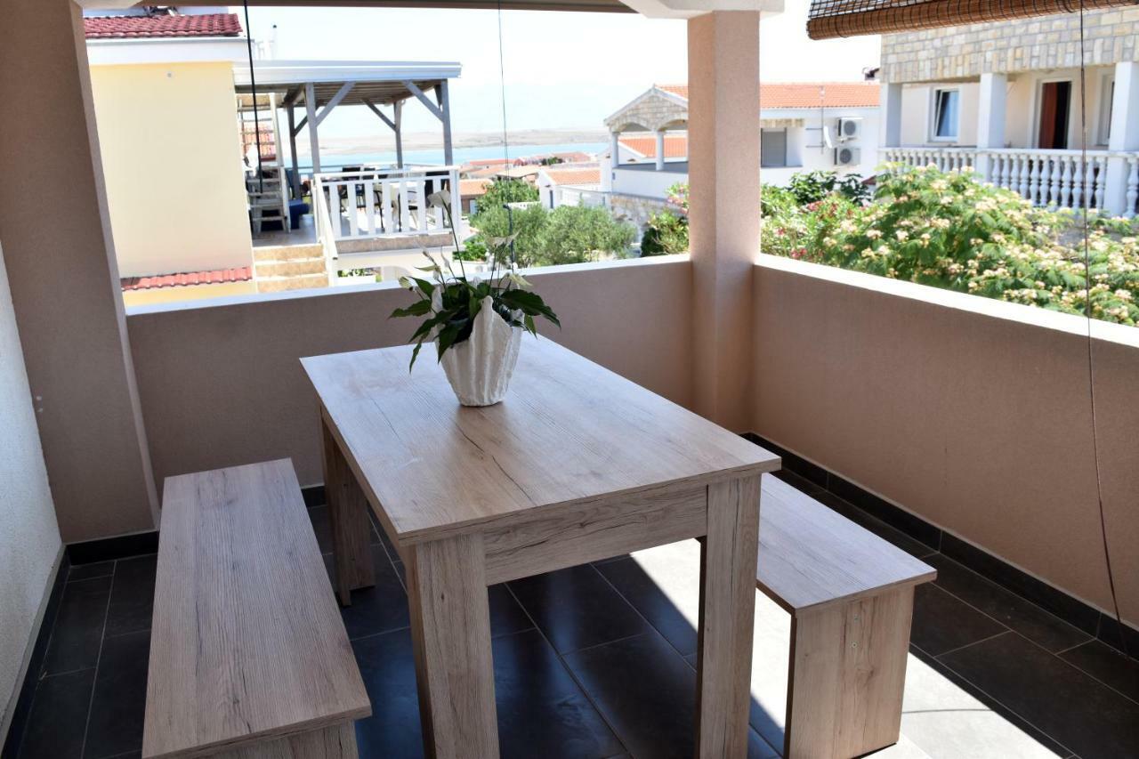 Apartmani Lun Vir Exteriör bild